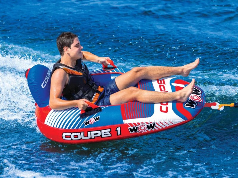 WOW Sports Coupe Cockpit Towable Tube