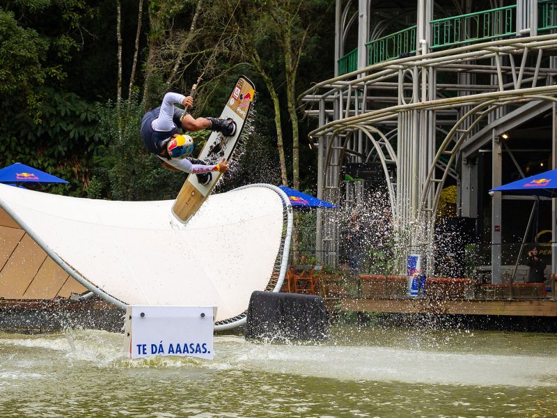 Pedro Caldas in the Red Bull Winch Session
