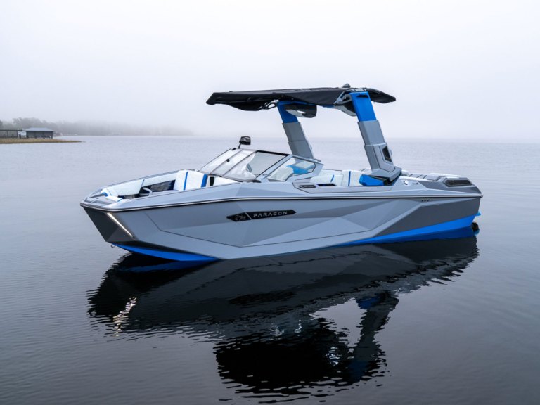 WKB726-NautiqueG23Paragon Nautique Super Air Nautique G23 Paragon on a lake